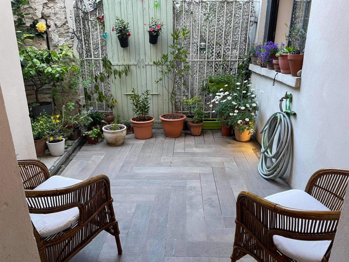 Appartement Au Centre De La Venise Provencale LʼIsle-sur-la-Sorgue Buitenkant foto