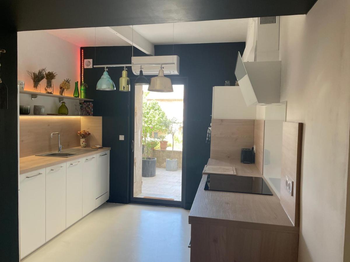 Appartement Au Centre De La Venise Provencale LʼIsle-sur-la-Sorgue Buitenkant foto