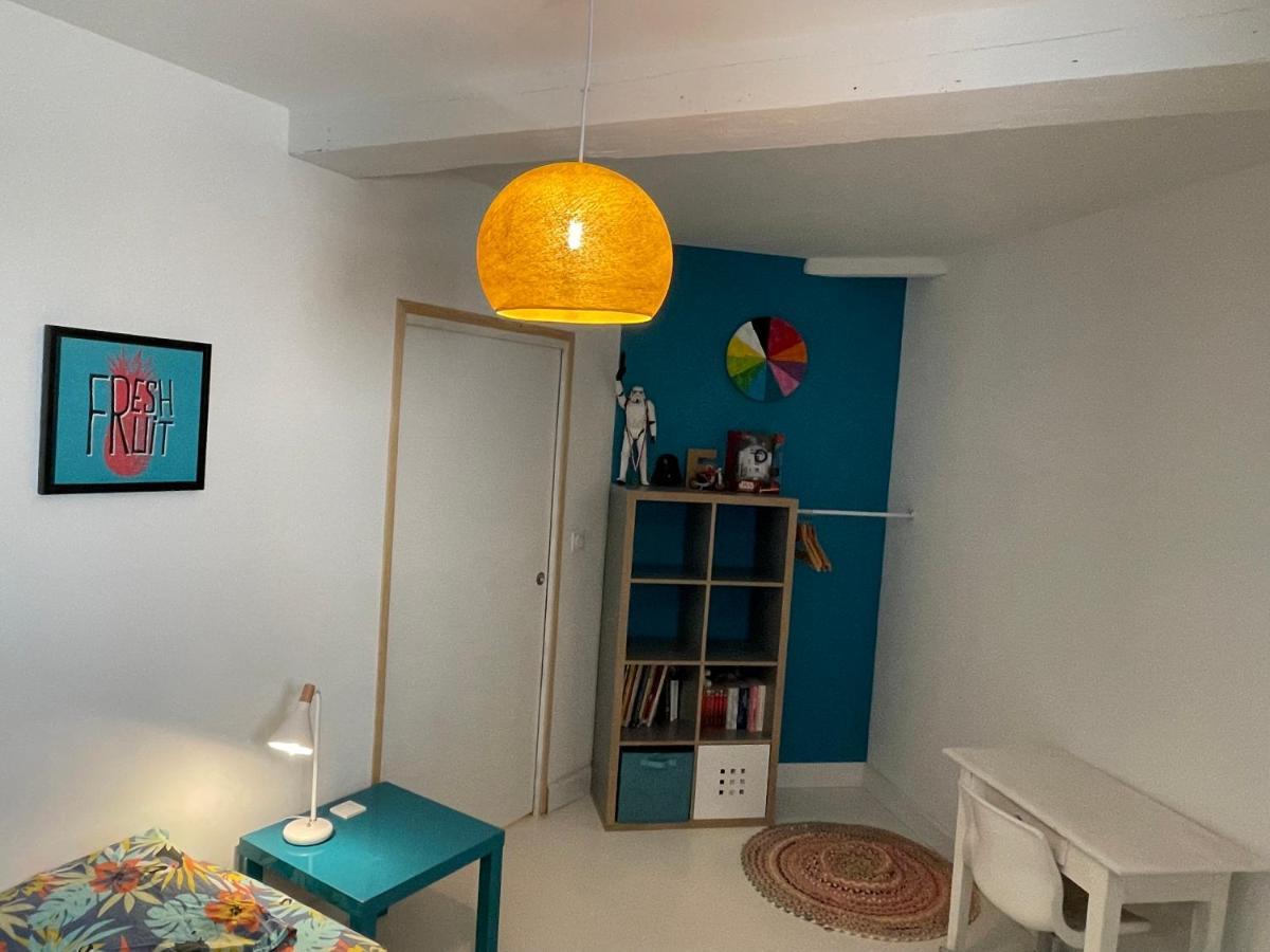 Appartement Au Centre De La Venise Provencale LʼIsle-sur-la-Sorgue Buitenkant foto