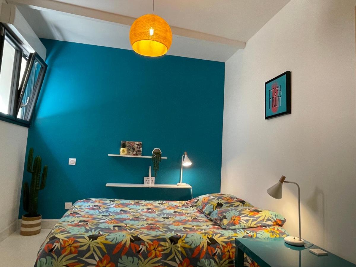Appartement Au Centre De La Venise Provencale LʼIsle-sur-la-Sorgue Buitenkant foto